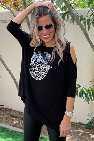 Peek A Boo Top With Silver Hamsa Print - Black (1871081209900)